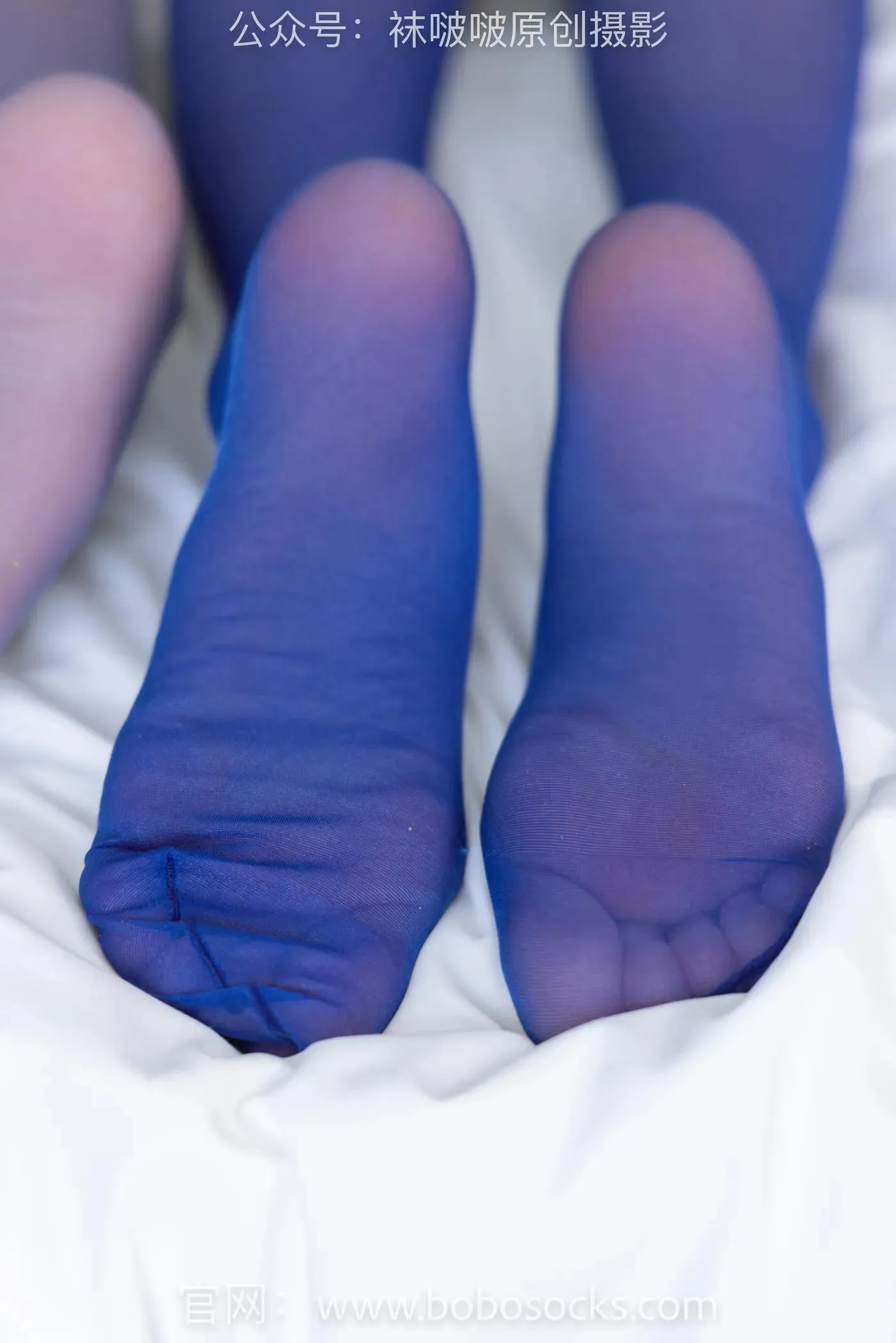 [BoBoSocks袜啵啵]NO.166 小甜豆稚予-板鞋、运动鞋、高跟鞋、白棉袜、蓝丝 [142P]插图4